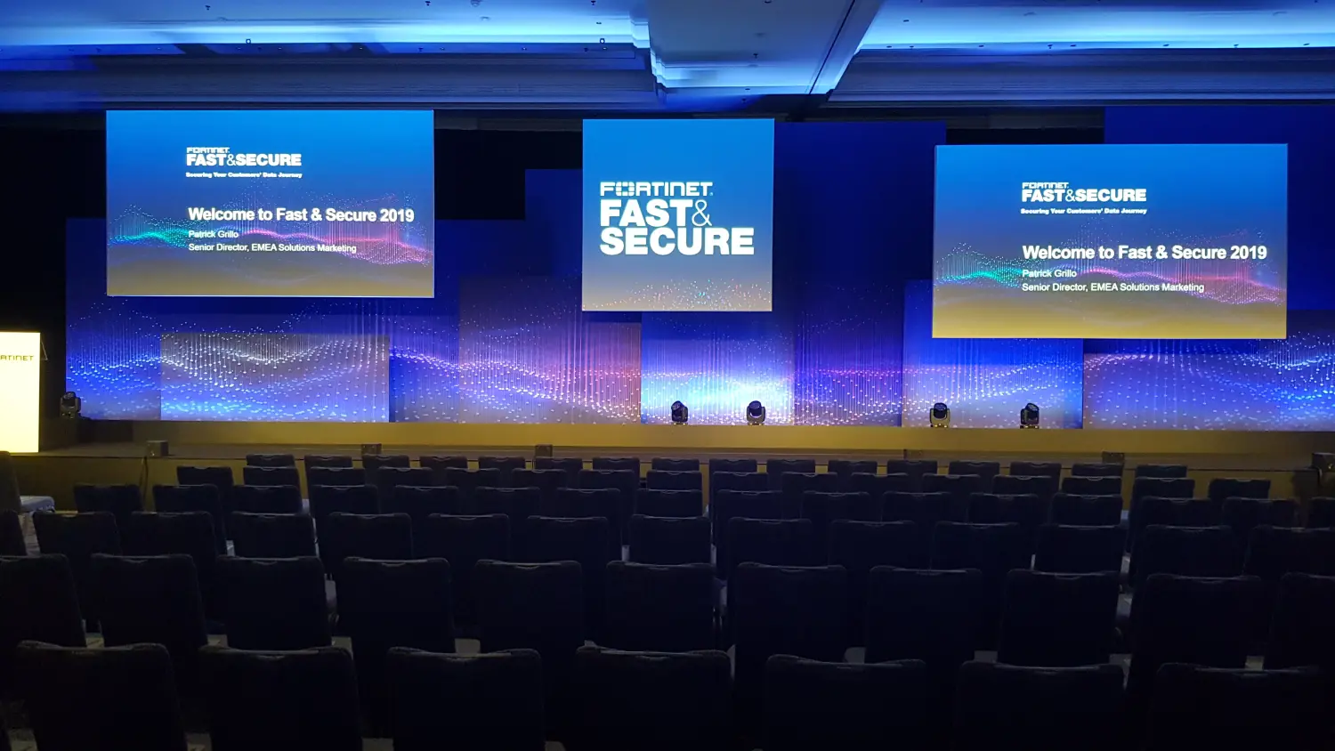 großer Konferenzsaal von LumaTrix